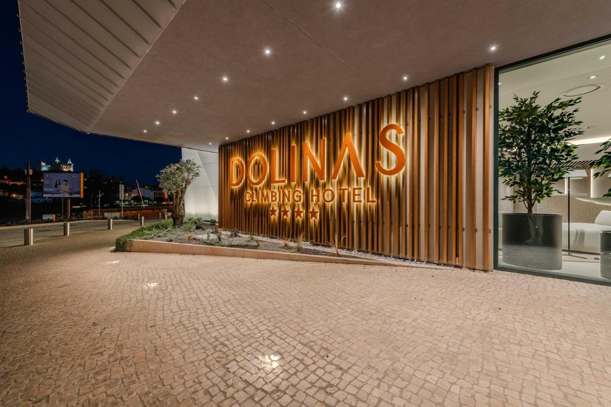 Dolinas Climbing Hotel Porto de Mós Extérieur photo